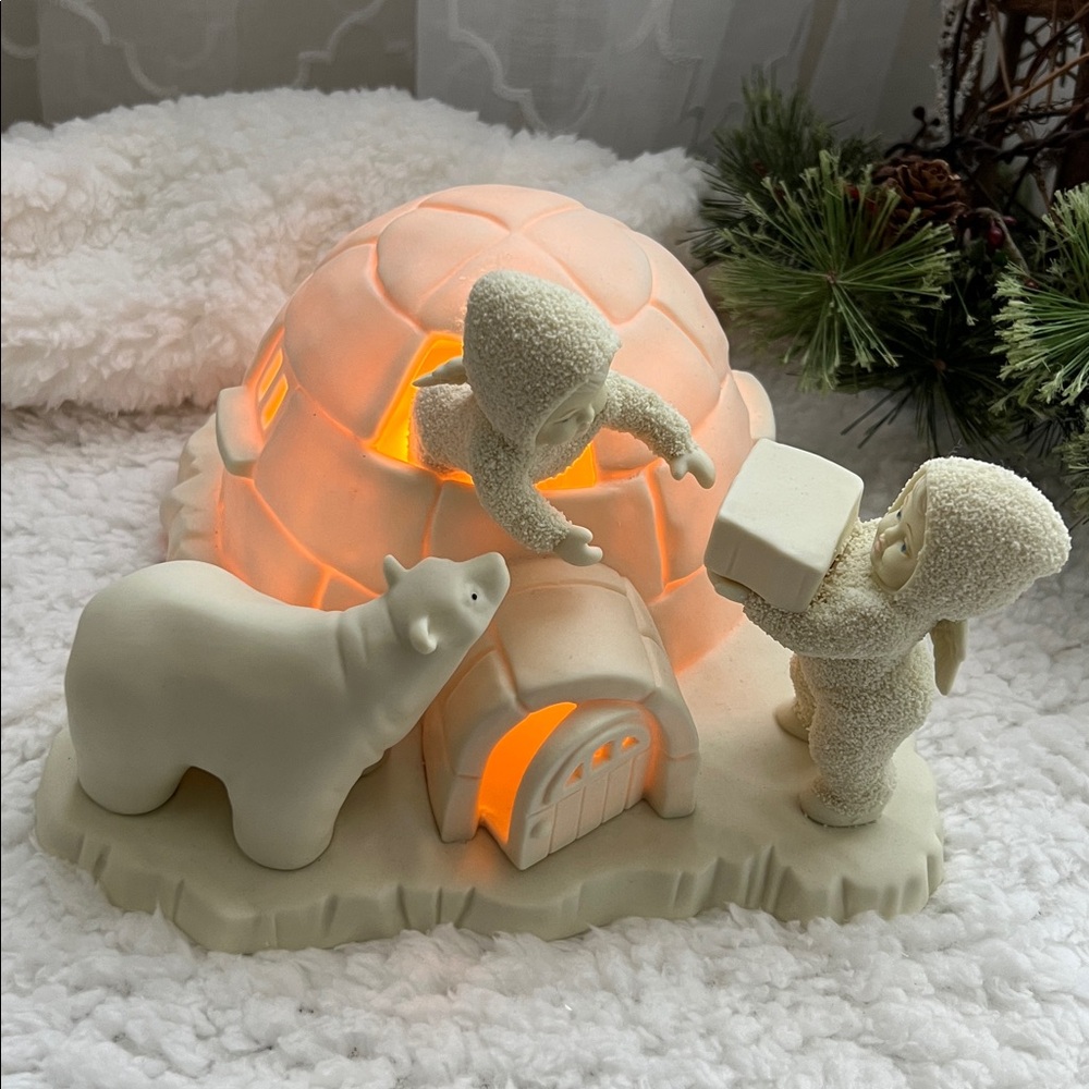 Department 56 Snowbabies "We're Building An Icy Igloo